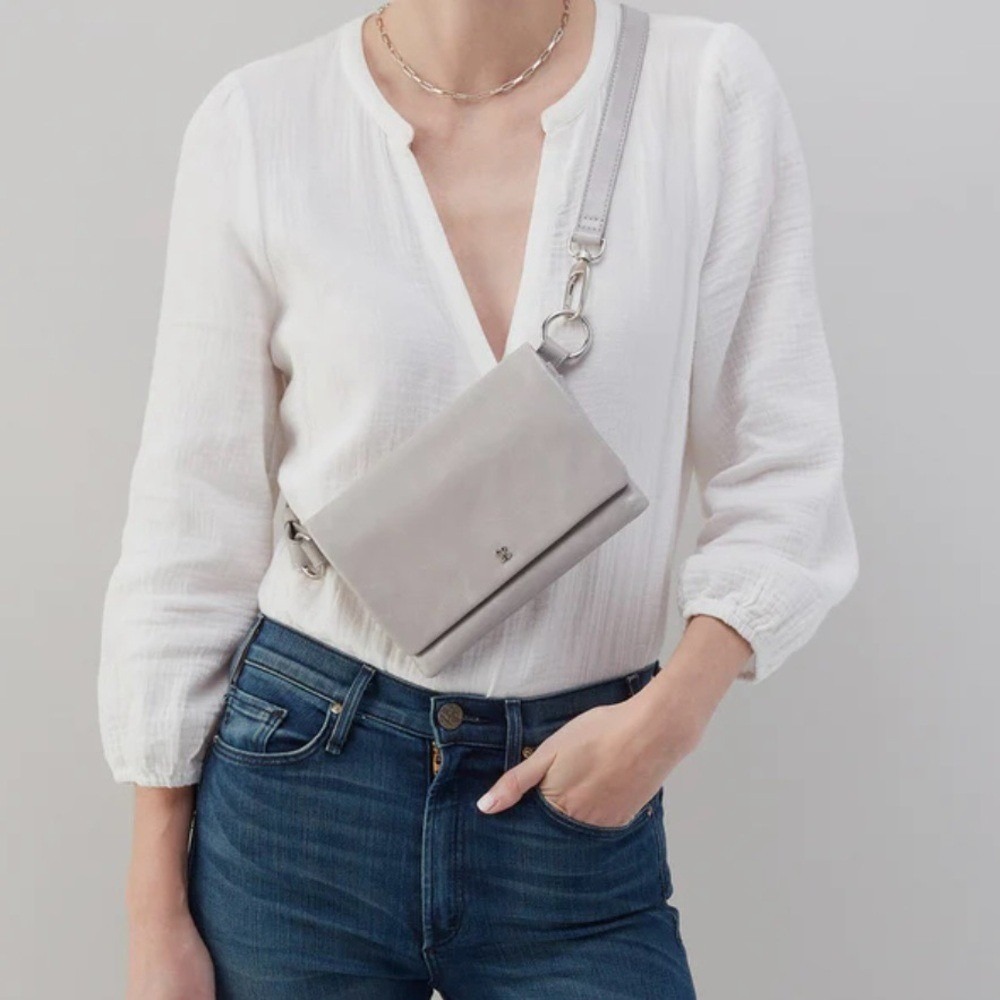 HOBO Winn Belt and Crossbody‎ Leather Bag, Light Gray, Concerts/Sport Events NWT